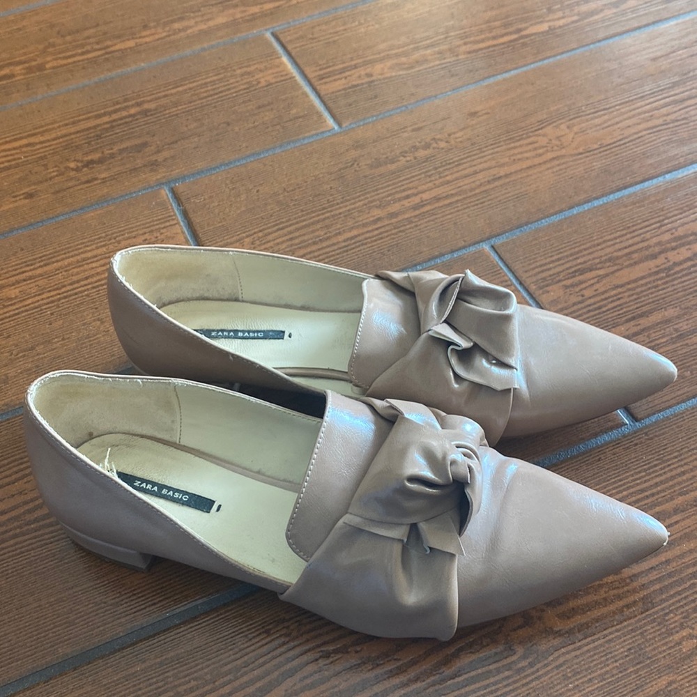 Zara Basic Pointed Toe Flat Loafer With Knot Deta… - image 1